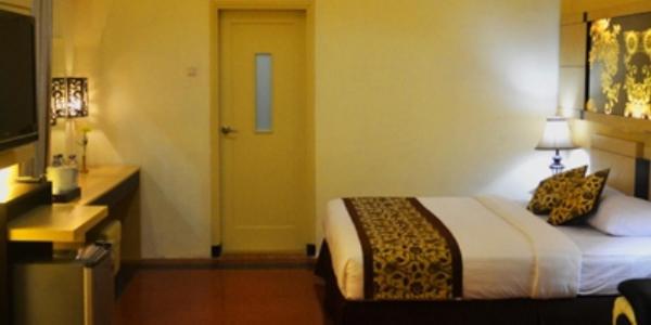 Srikandi Guesthouse Μαλάνγκ Δωμάτιο φωτογραφία